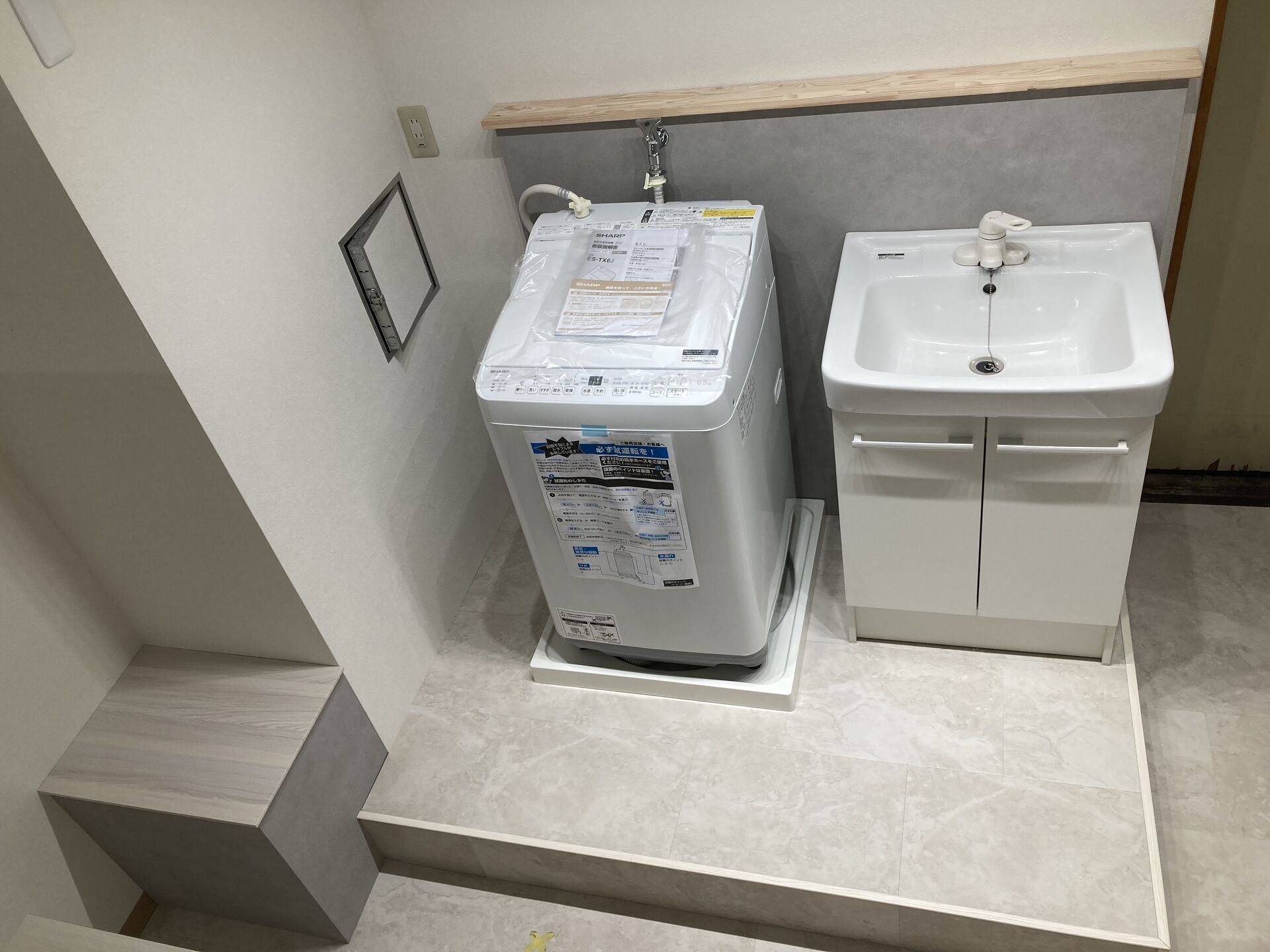 マツエク店舗内の洗濯機置き場＆洗面所造作