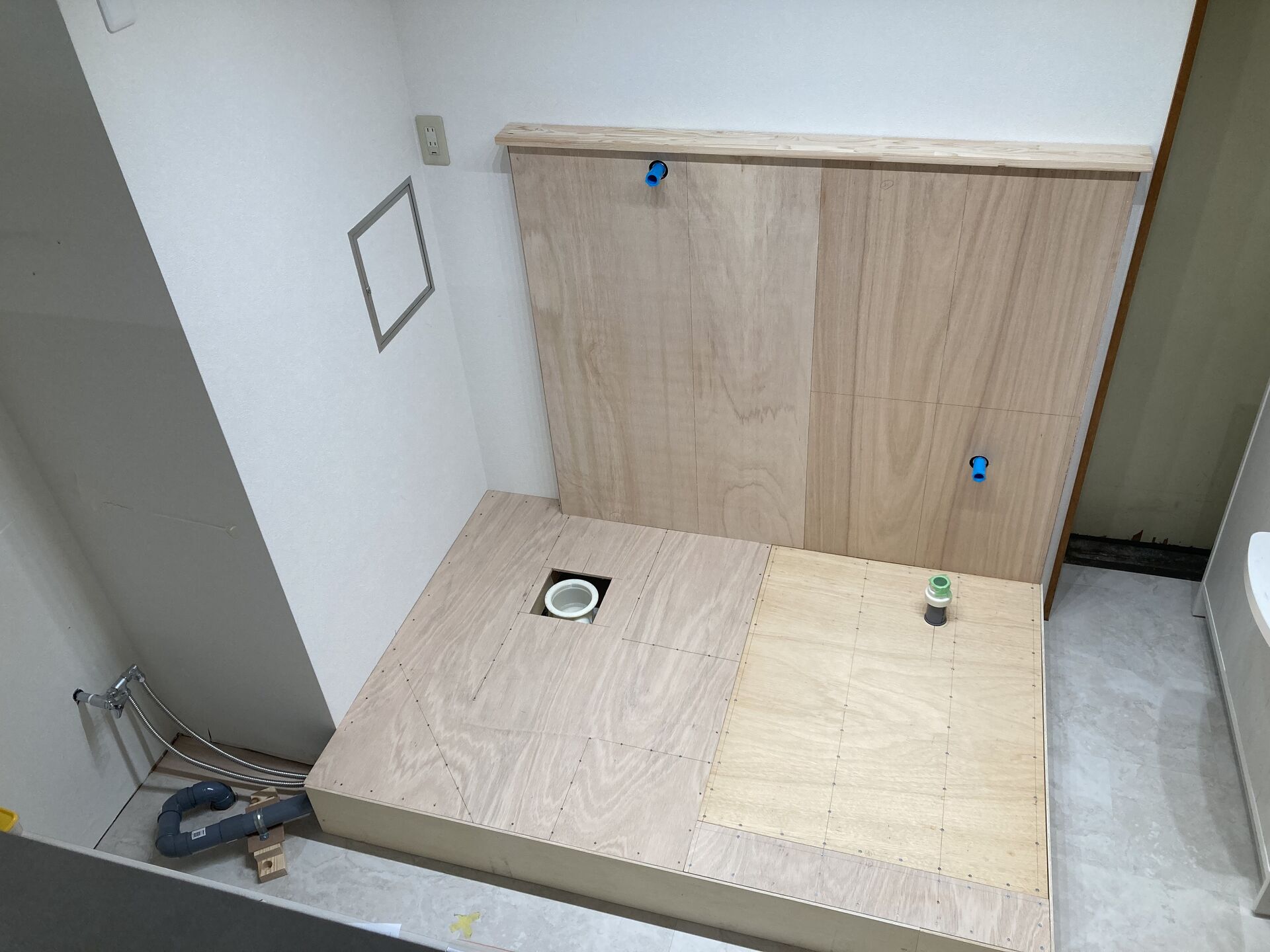 マツエク店舗内の洗濯機置き場＆洗面所造作